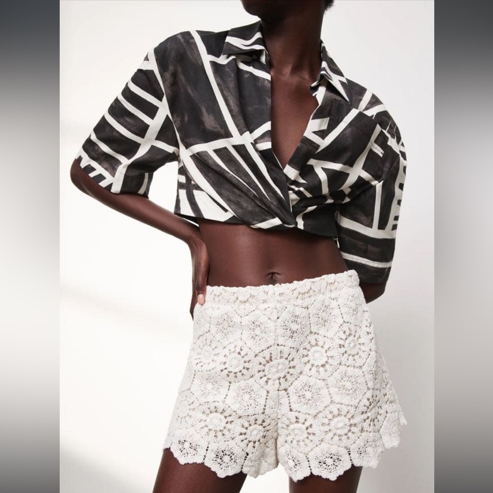 ZARA CROCHET LACE SHORTS ECRU MEDIUM